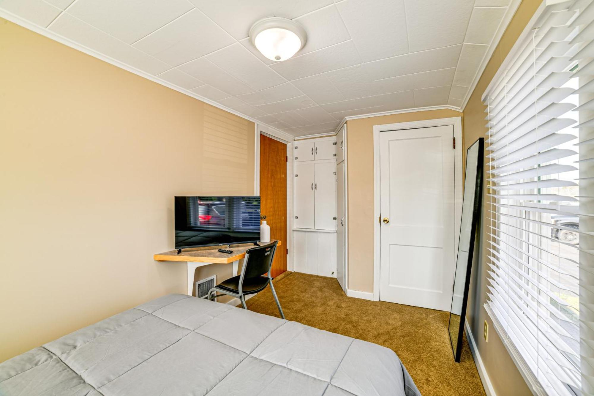 Less Than 2 Mi To Suny Cortland Unit With Private Parking Exterior foto